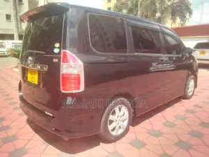 Toyota Noah 2008 Black