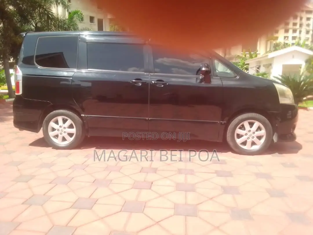 Toyota Noah 2008 Black