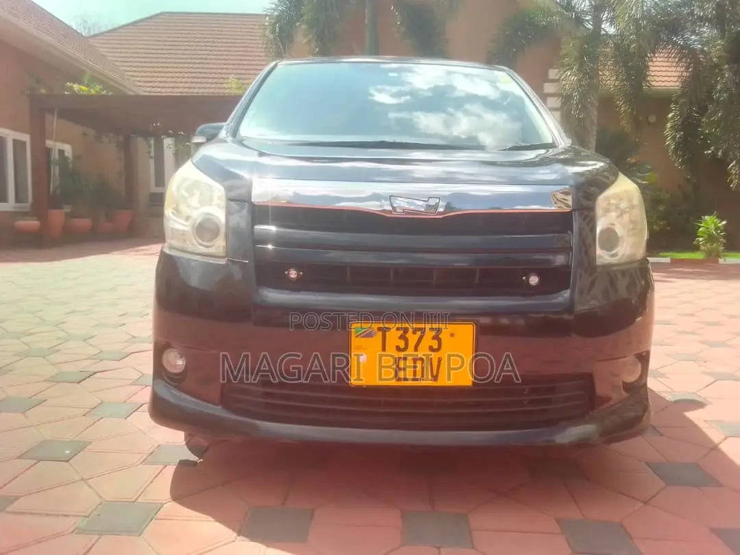 Toyota Noah 2008 Black