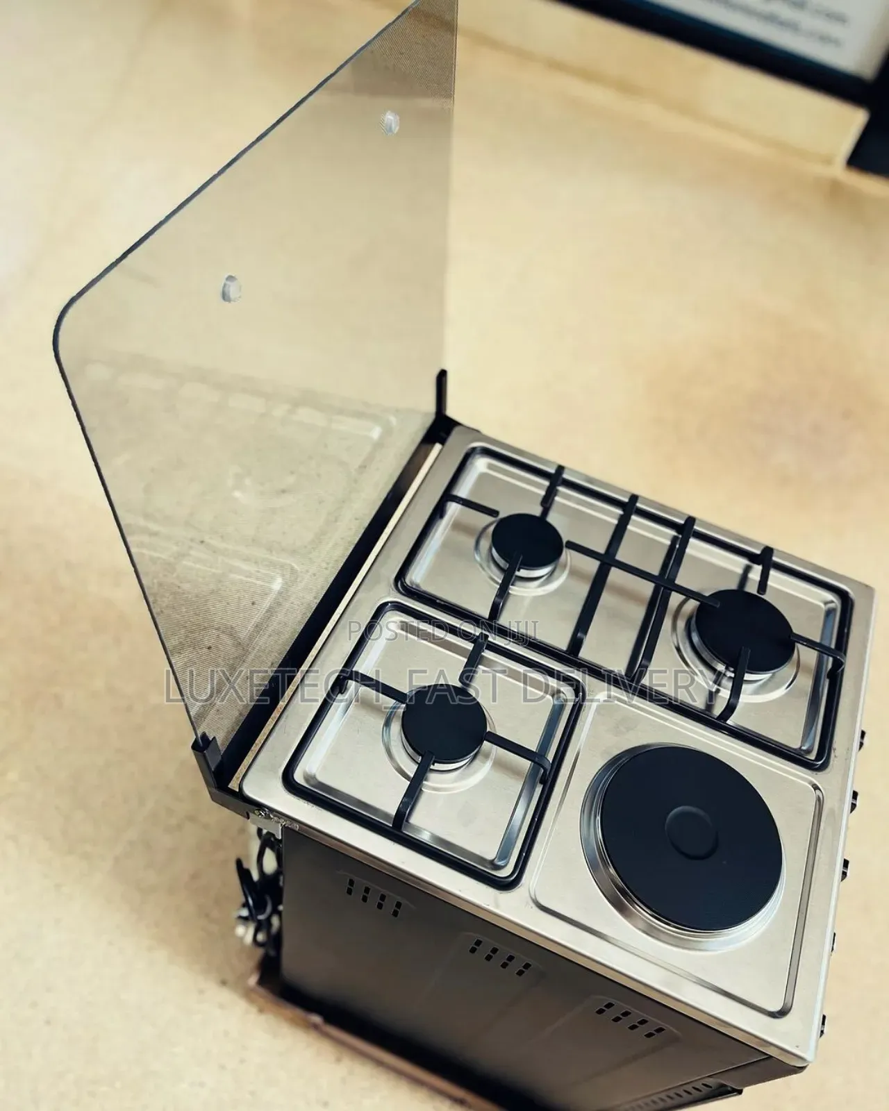 Global Star 2 Gas and 2 Electric Plate With Oven 50×50cm