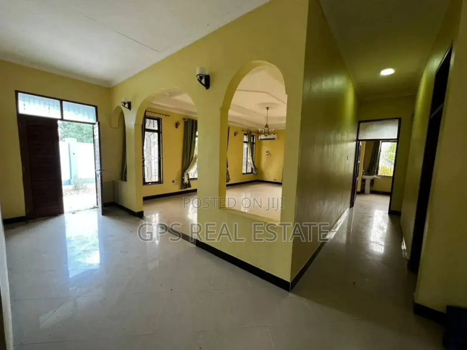 4bdrm House in Mbweni Kiembeni, Kinondoni for sale