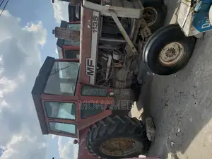 Massey Furgesson 1135 Tractor