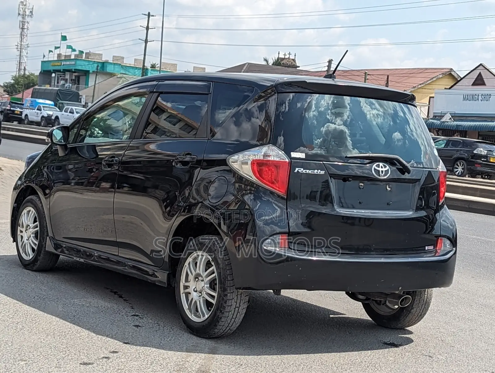 Toyota Ractis 2010 Black