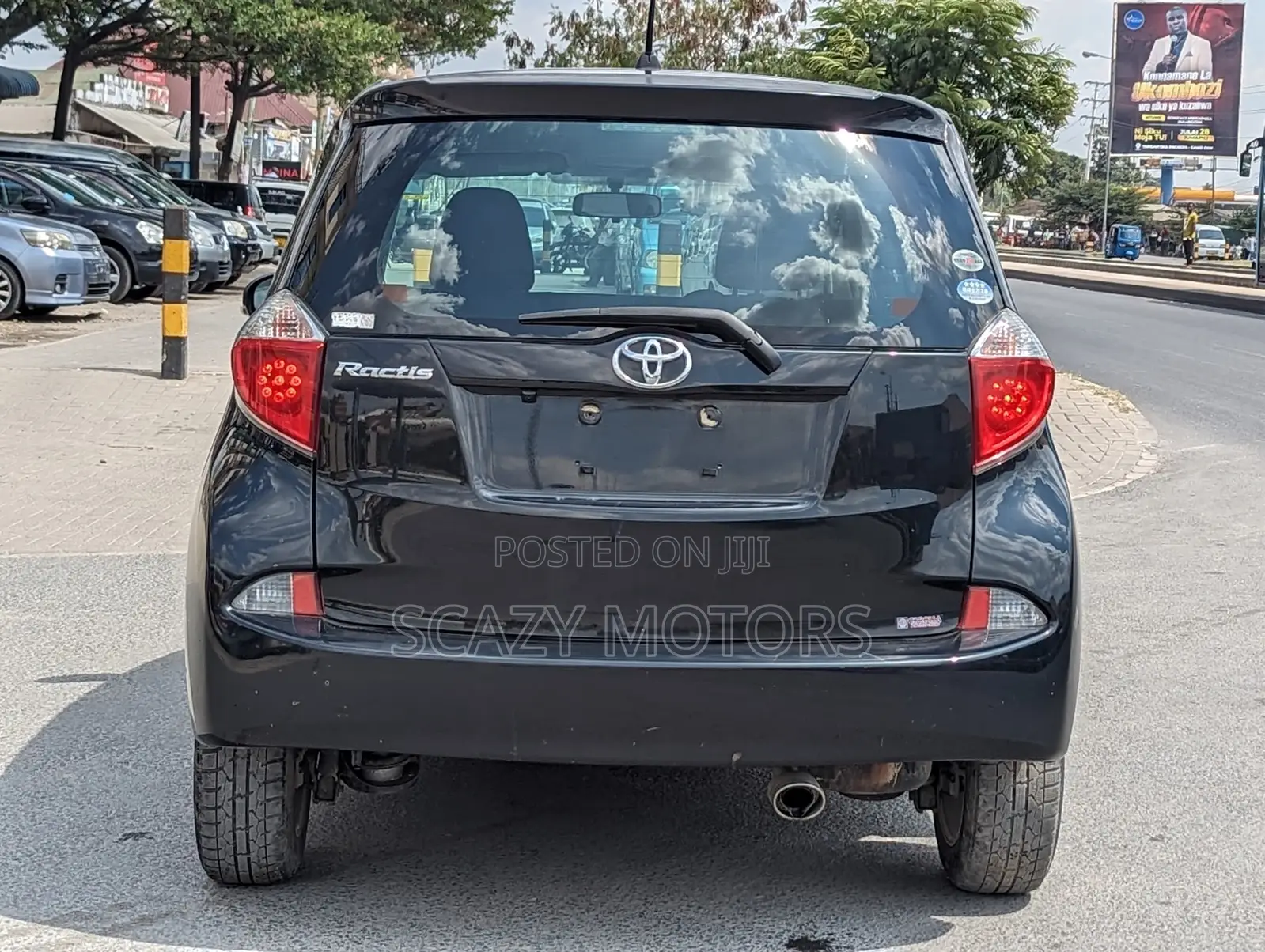 Toyota Ractis 2010 Black