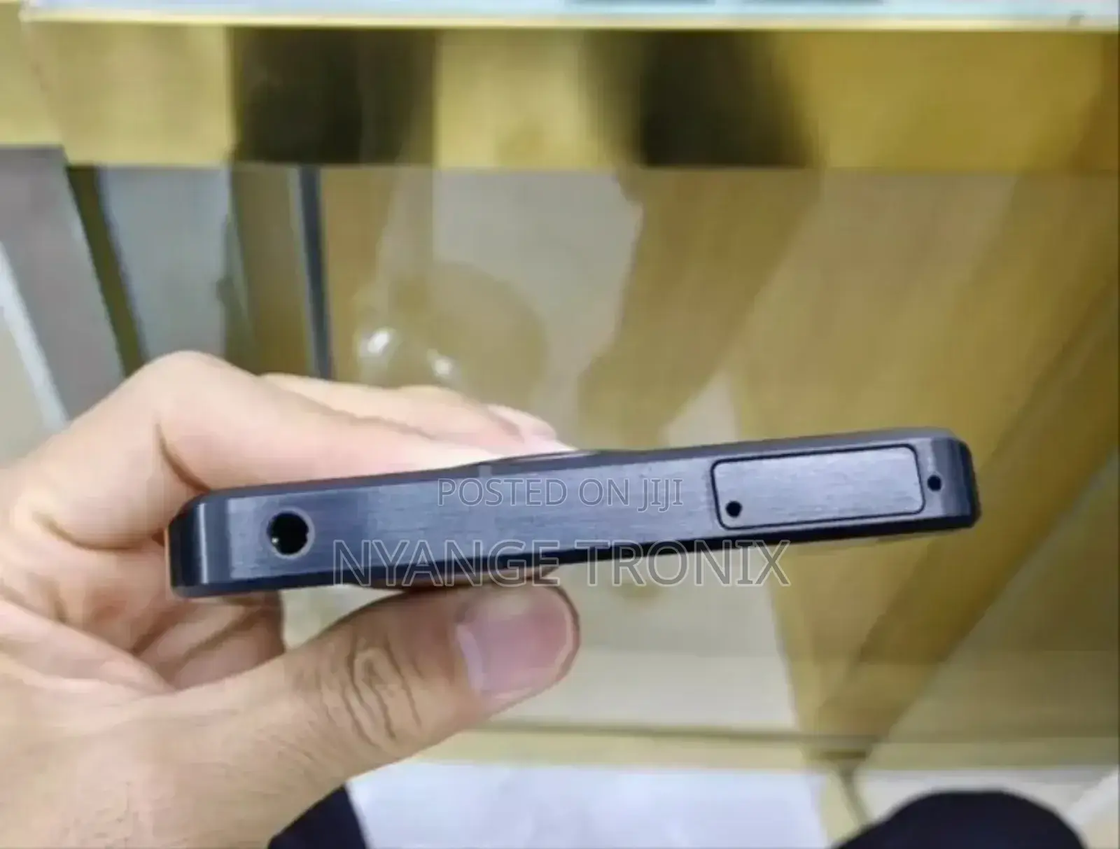 Sharp Aquos R7 128 GB
