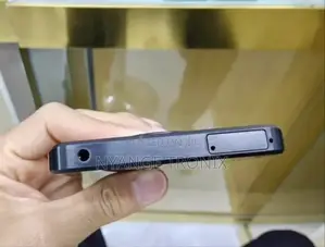 Sharp Aquos R7 128 GB