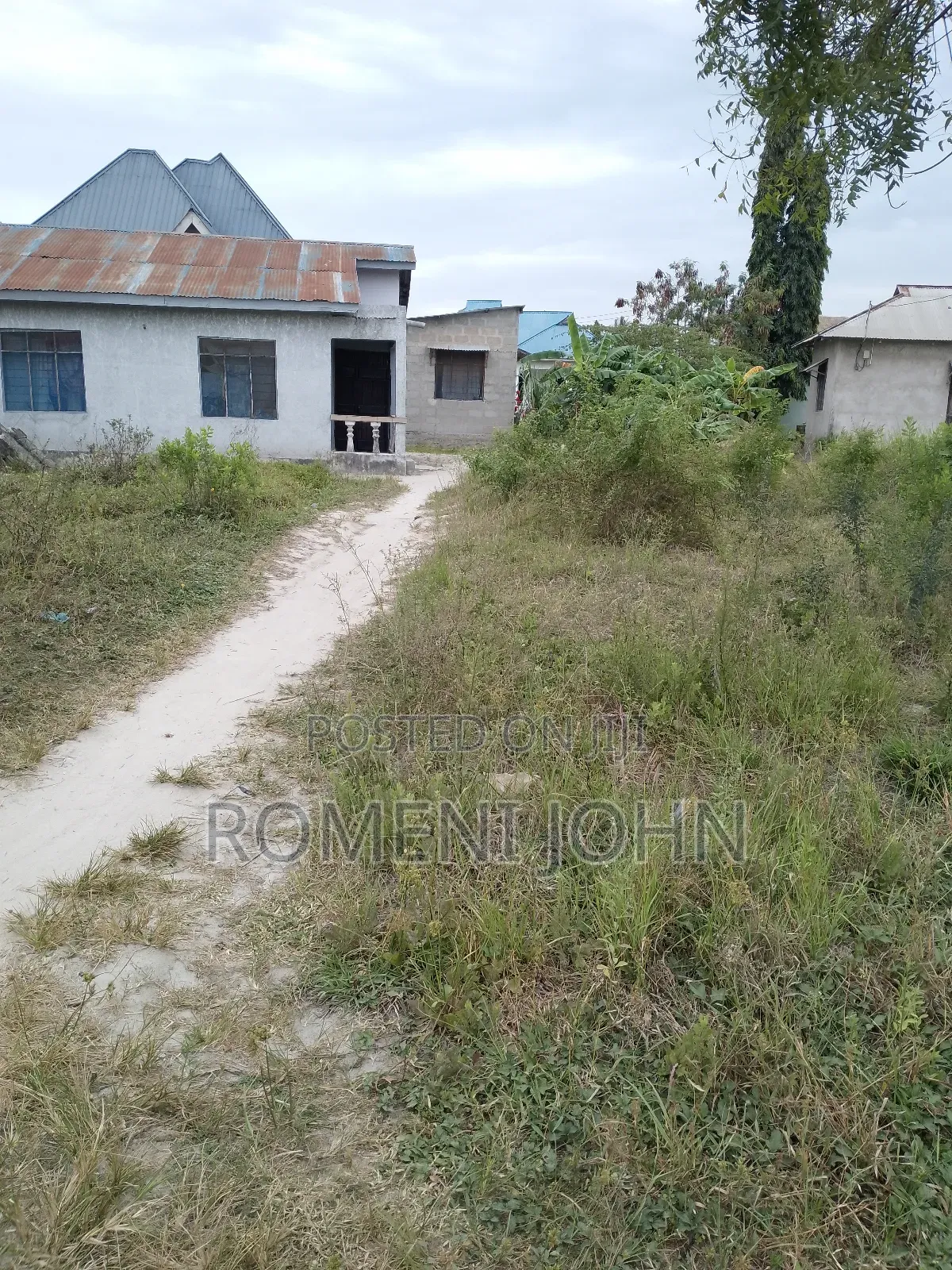 Kiwanja Sqmita 150 Kinauzwa Milioni 4 Majohe Chuo Rada.