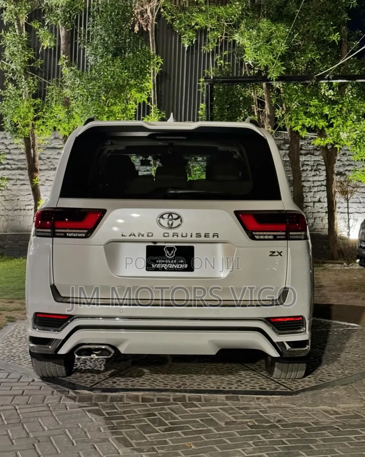 Toyota Land Cruiser 3.3 Diesel 4WD 2022 Pearl