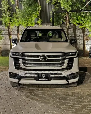 Toyota Land Cruiser 3.3 Diesel 4WD 2022 Pearl