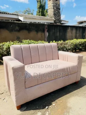 Sofa Kali Sana Mpya