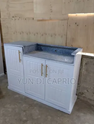 Kitchen Cabinet Classic