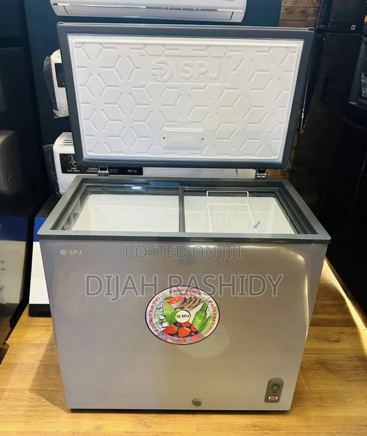SPJ Freezer Lt200