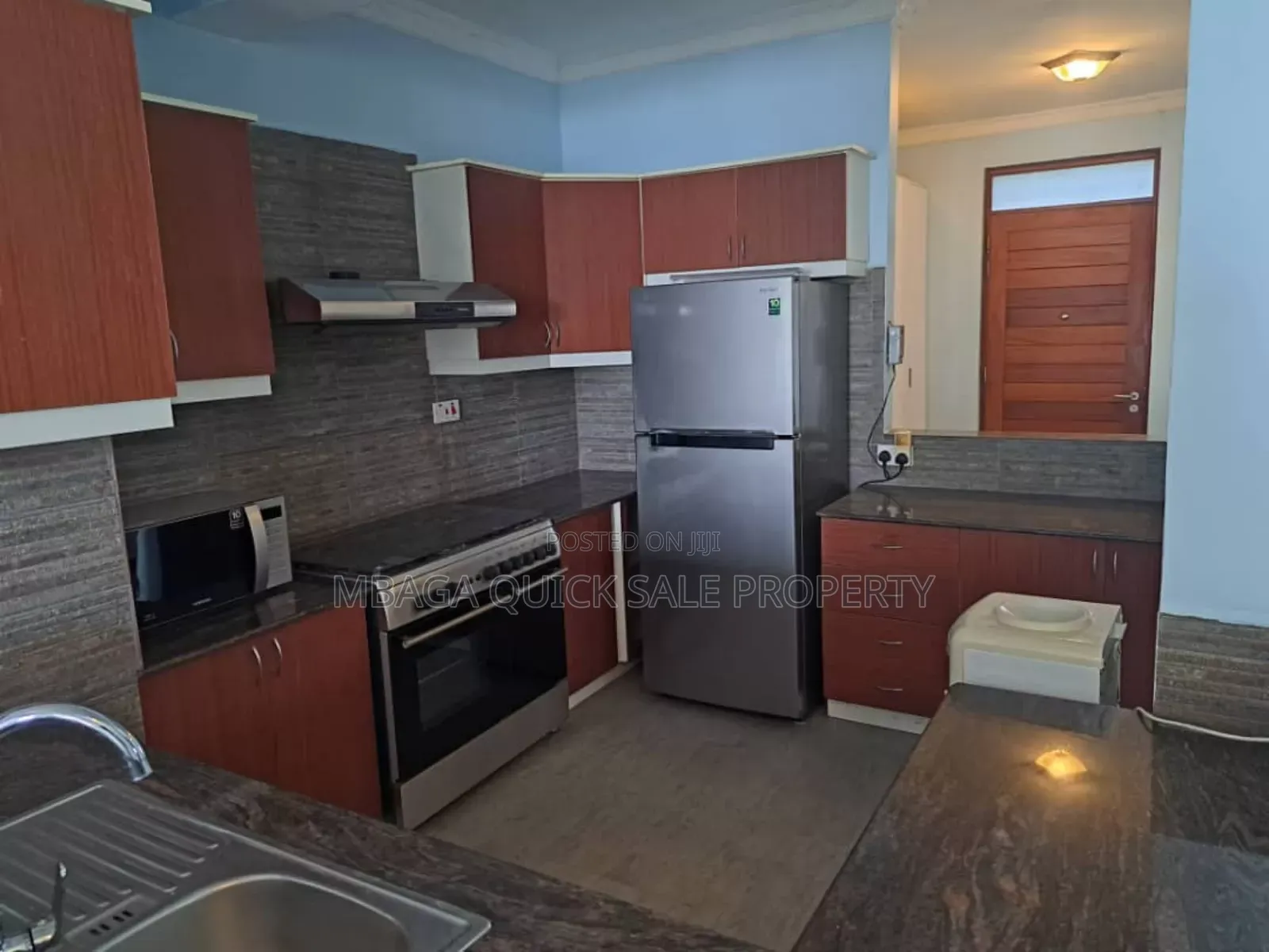3bdrm Apartment in Msasani for sale