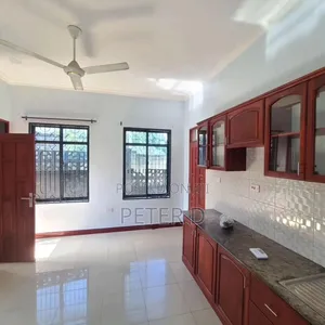 1bdrm Apartment in Kimara for rent