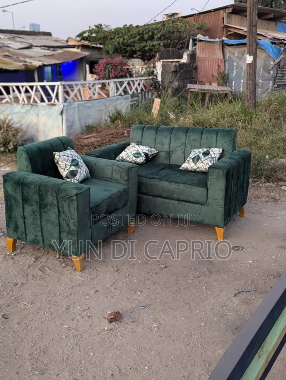 Sofa Set Classic Mpya