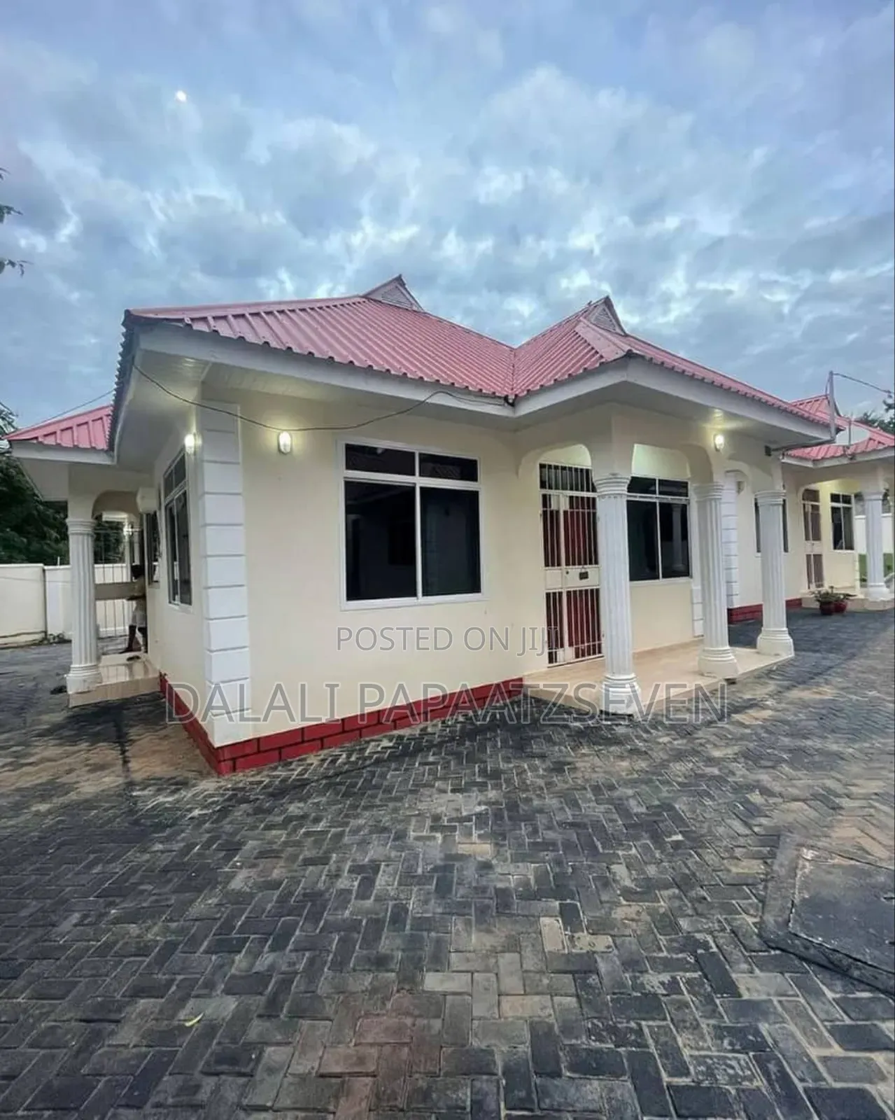 2bdrm Apartment in Dalalipapaatzseven, Kinondoni for rent