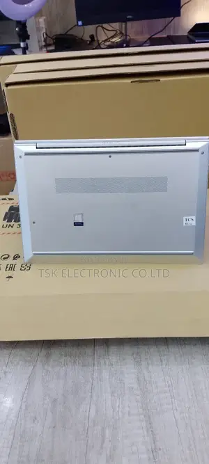 New Laptop HP ProBook 640 G8 16GB AMD Ryzen 5 SSD 256GB