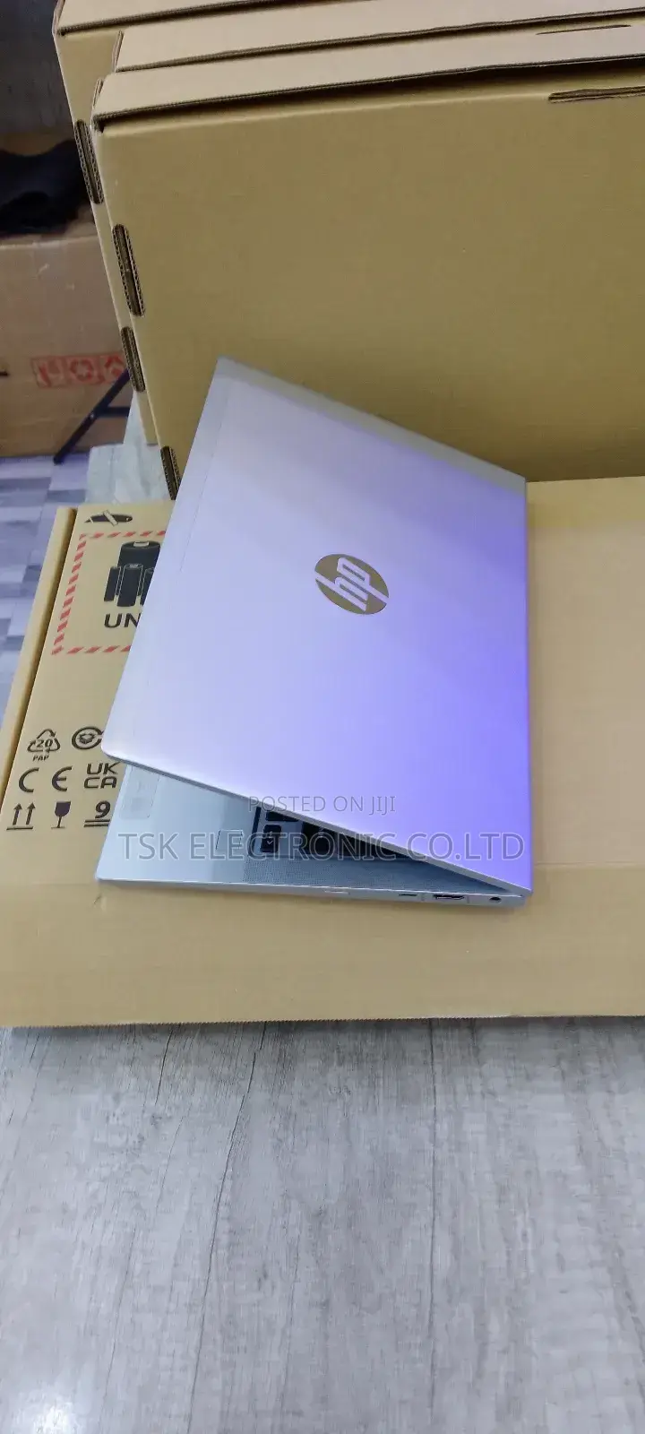 New Laptop HP ProBook 640 G8 16GB AMD Ryzen 5 SSD 256GB
