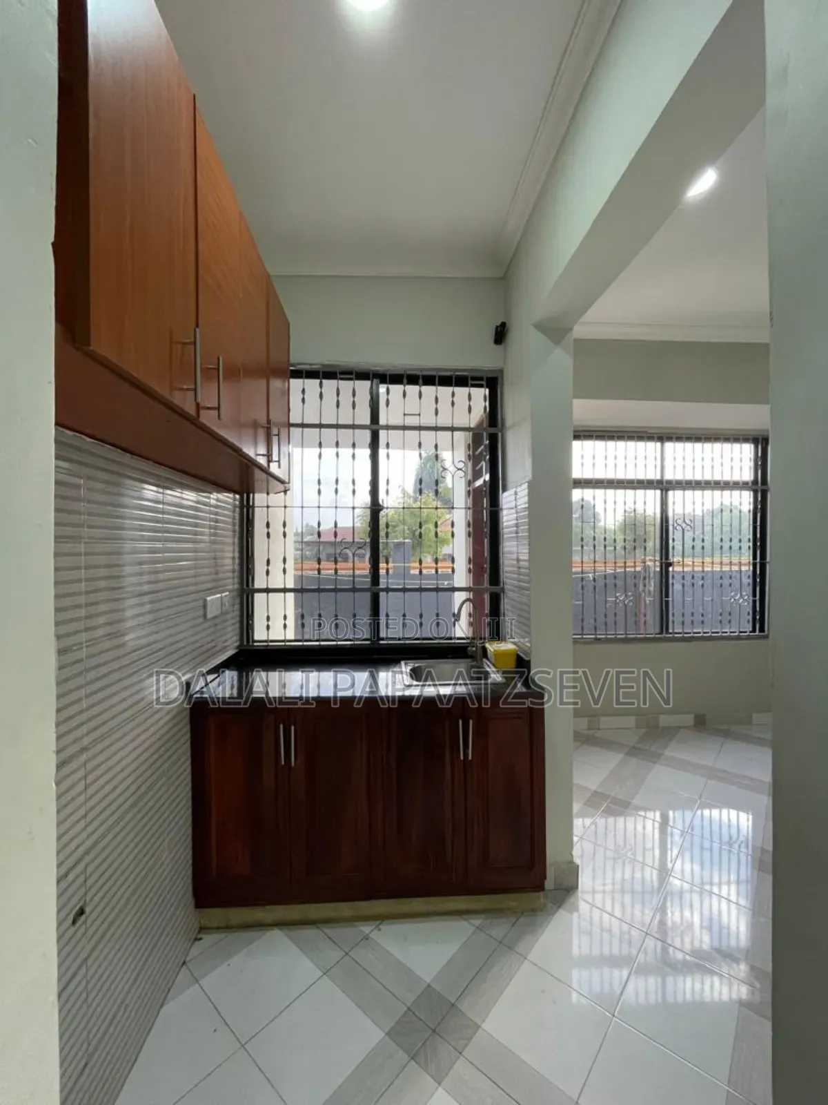 1bdrm Apartment in Dalalipapaatzseven, Kinondoni for rent