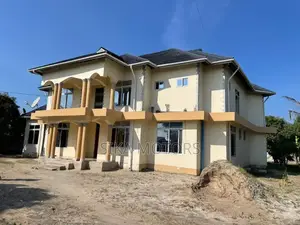 8bdrm House in Mbweni Malindi, Mbezi Beach for sale