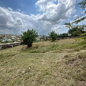 Plot for Sale at Madale