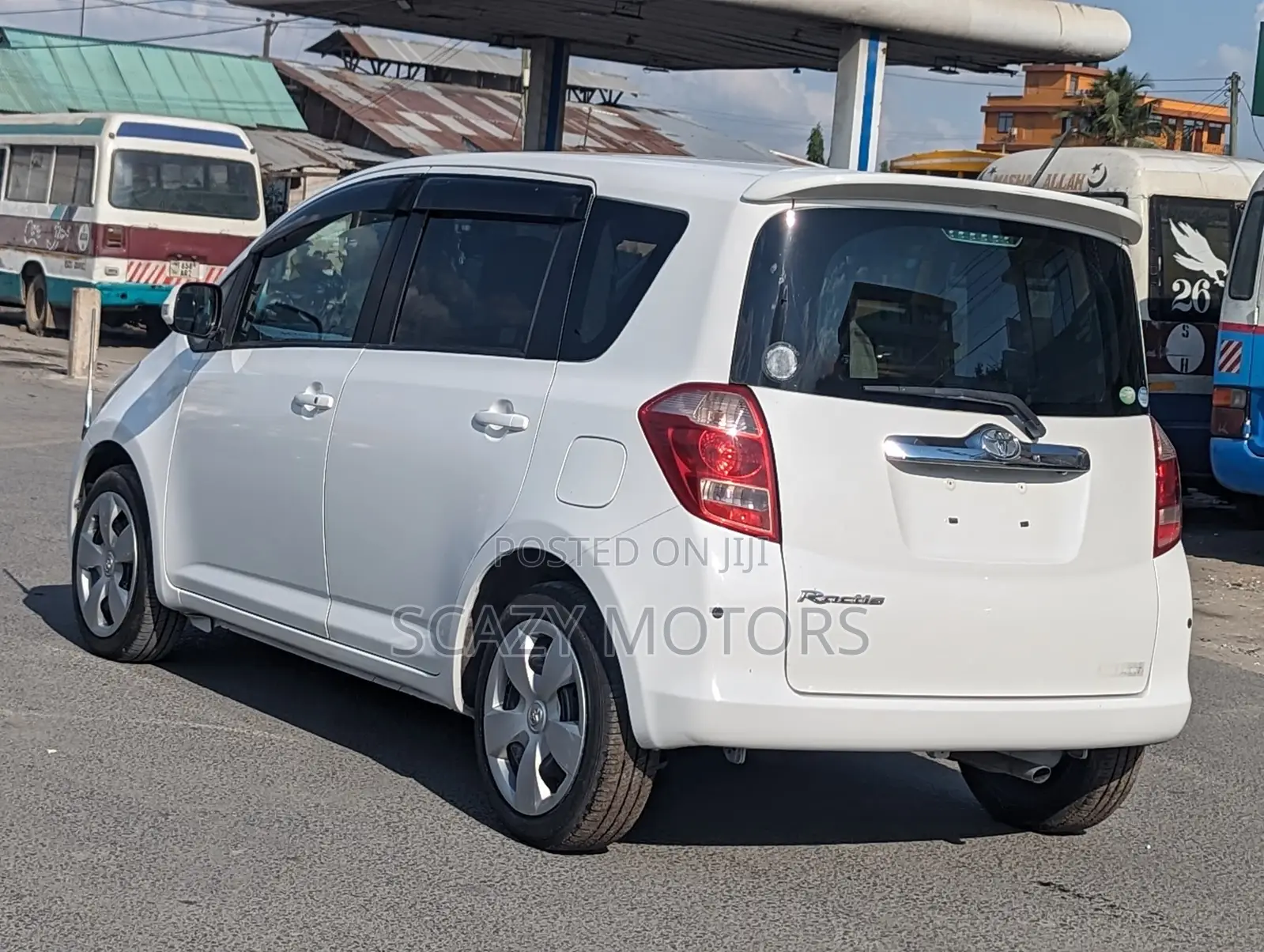Toyota Ractis 2006 White