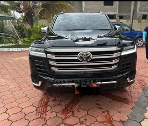 Toyota Land Cruiser 2023 Black