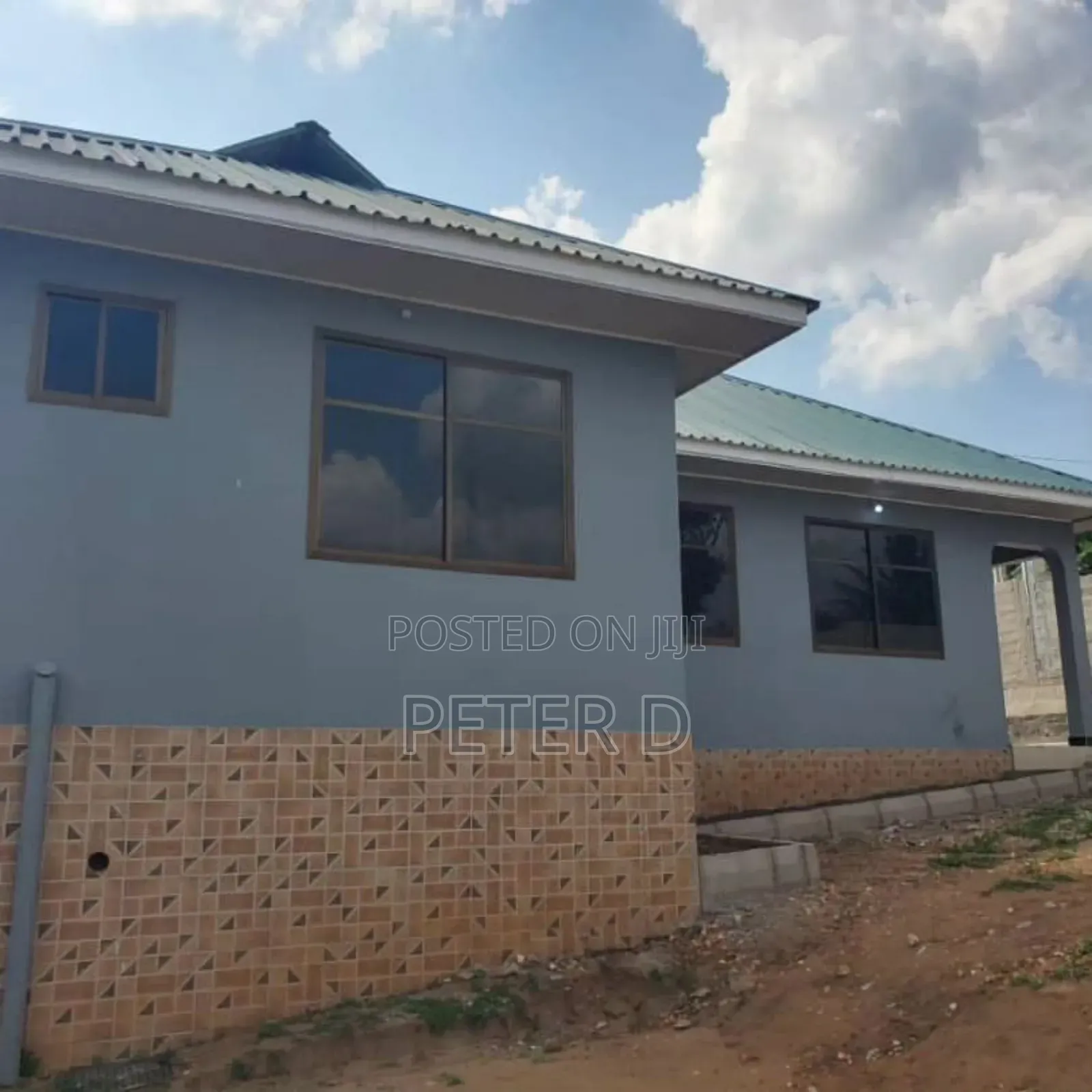 4bdrm House in Goba for sale
