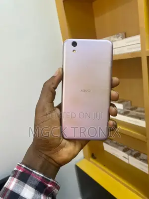Sharp Aquos Sense 2 SHV43 32 GB