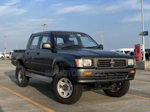 Toyota Hilux 1997 Gray