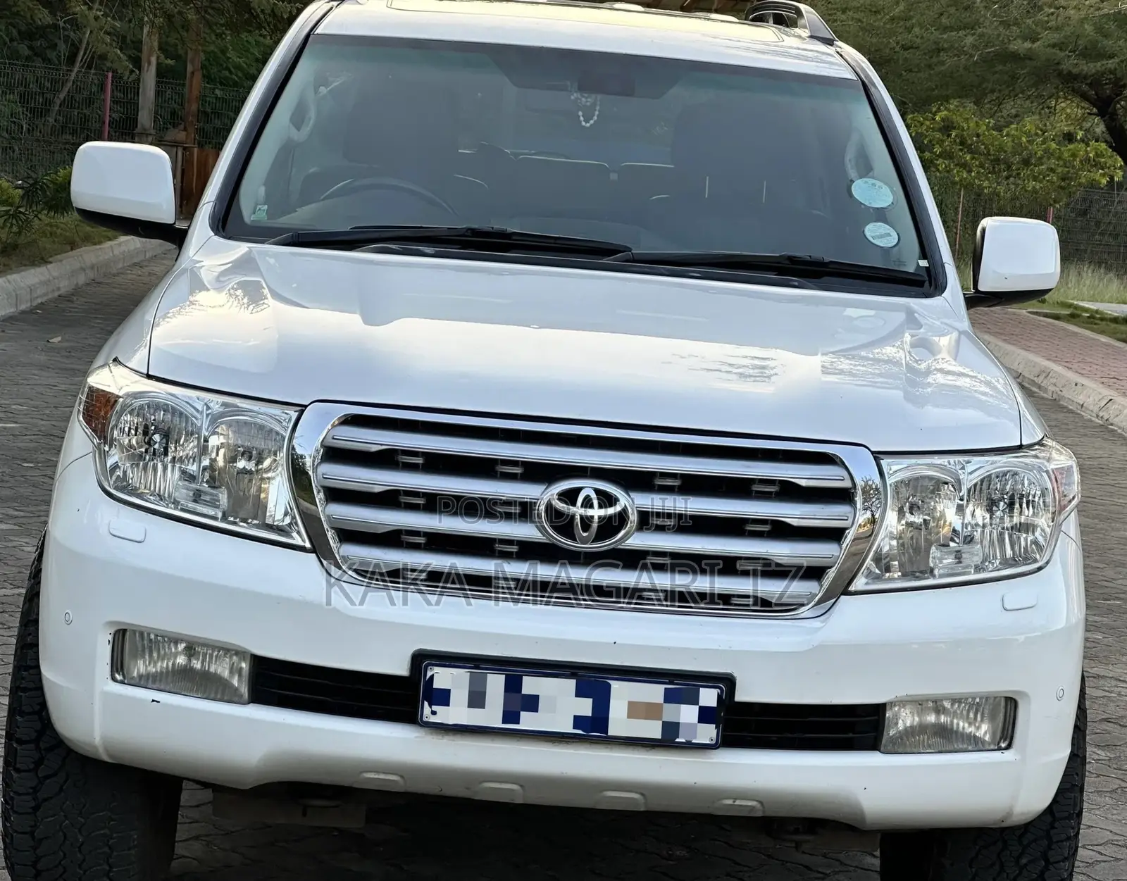 Toyota Land Cruiser 2008 White