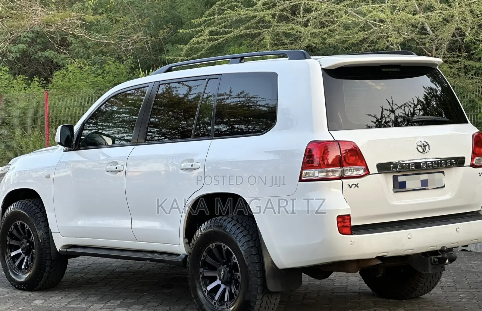 Toyota Land Cruiser 2008 White