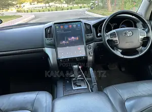 Toyota Land Cruiser 2008 White