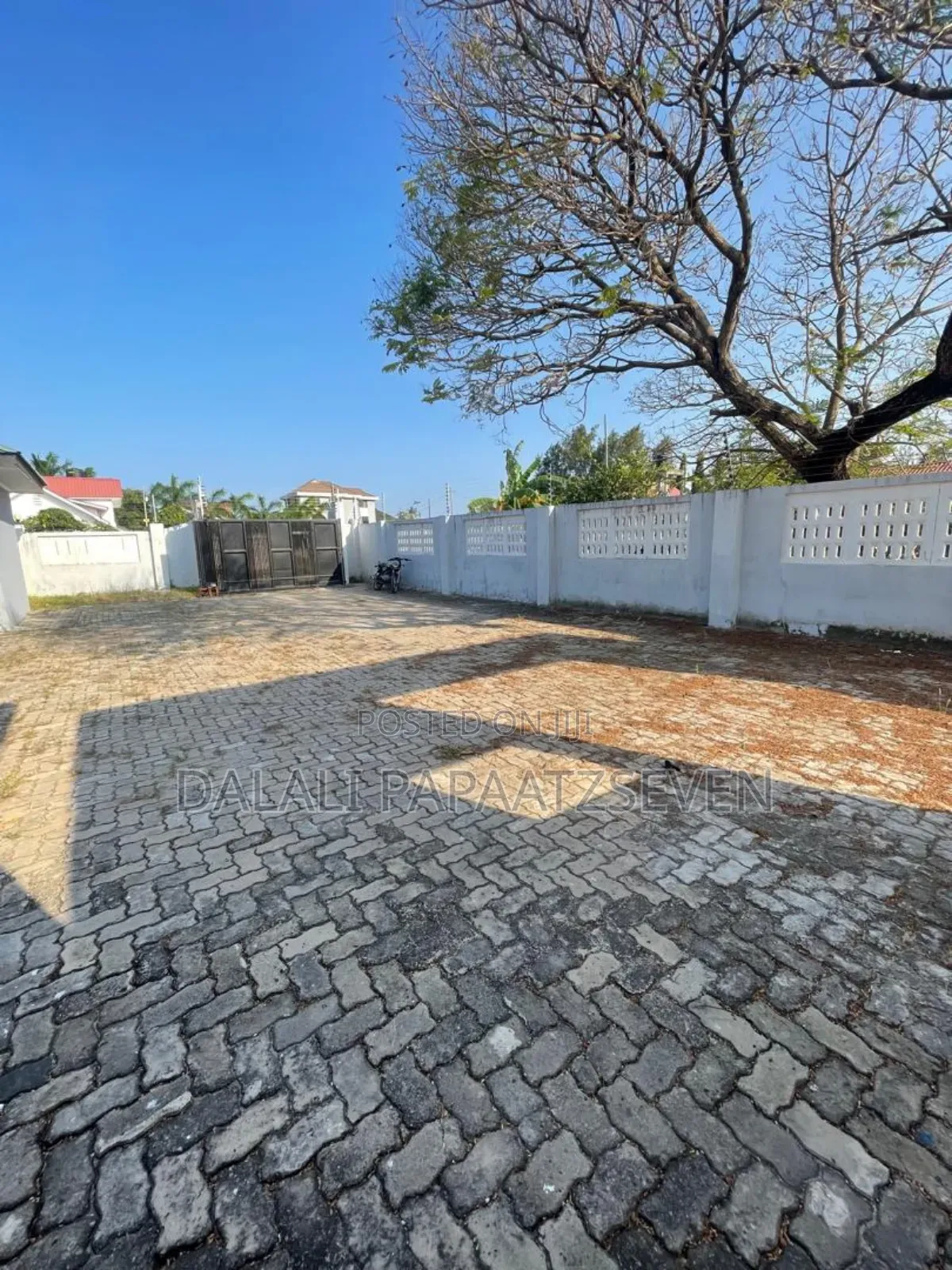 3bdrm Apartment in Dalalipapaatzseven, Kinondoni for rent