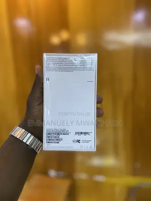 New Apple iPhone 11 64 GB Purple