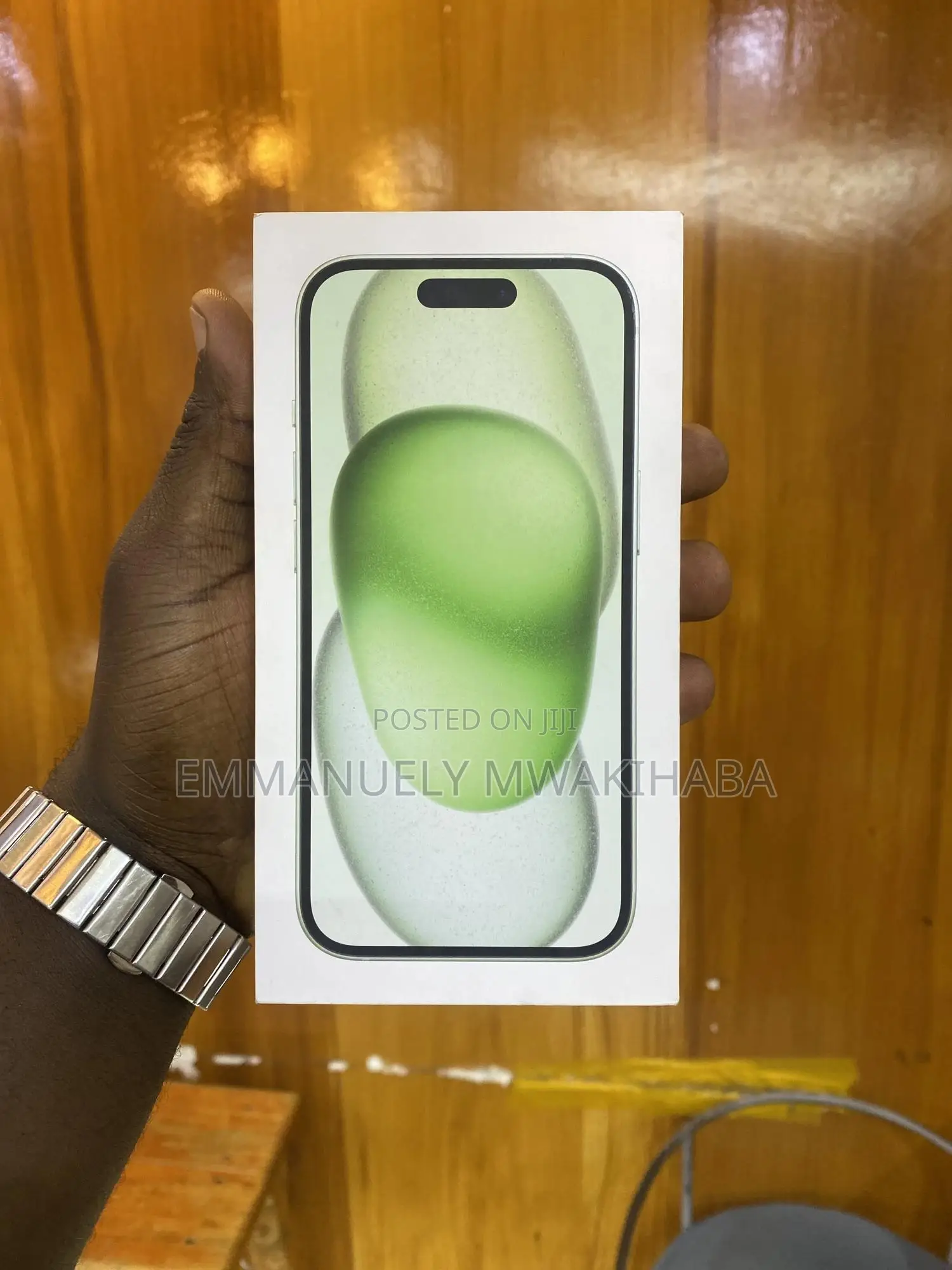 New Apple iPhone 15 128 GB Green