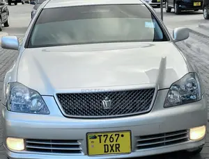 Toyota Crown 2004 Silver
