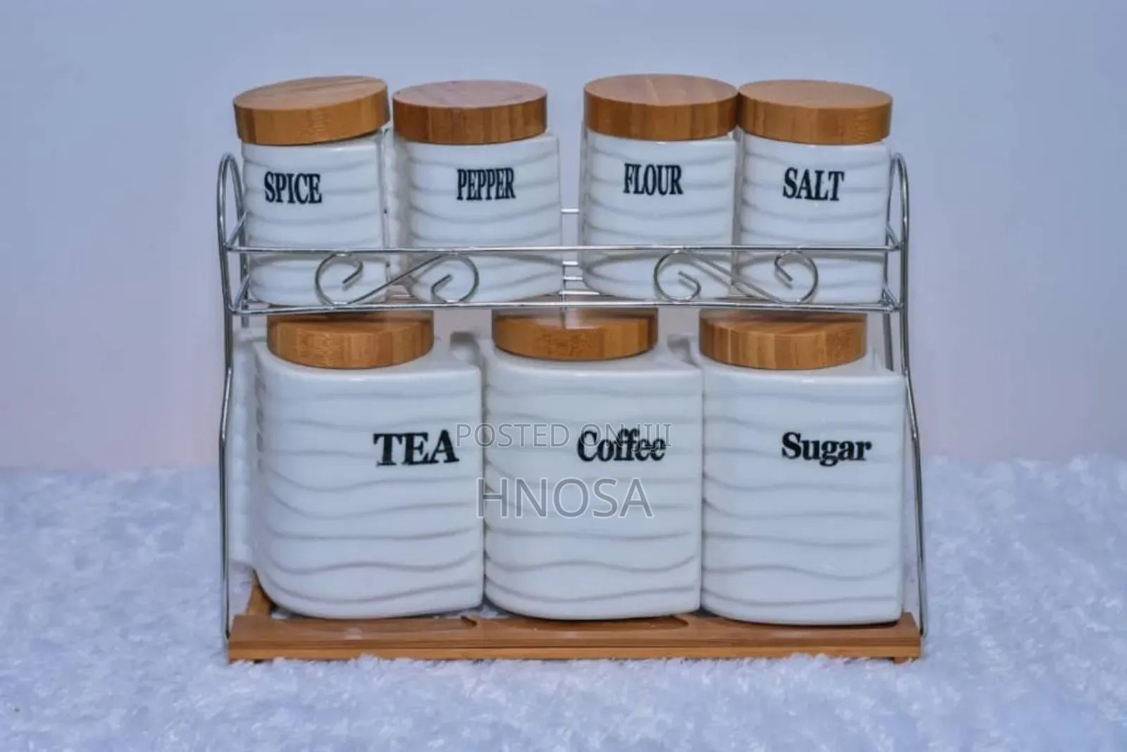 Spice Jar Na Nizaudongo