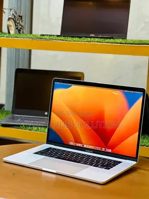 Laptop Apple MacBook 2019 16GB Intel Core I7 SSD 512GB