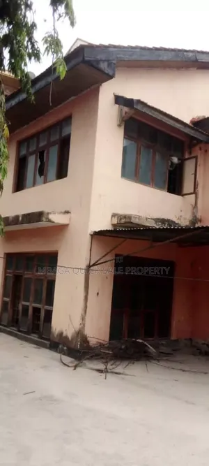 9bdrm Apartment in Mbez Beach for rent
