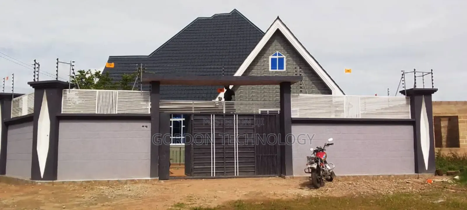 Electric Fence Installation (Fensi Ya Umeme)