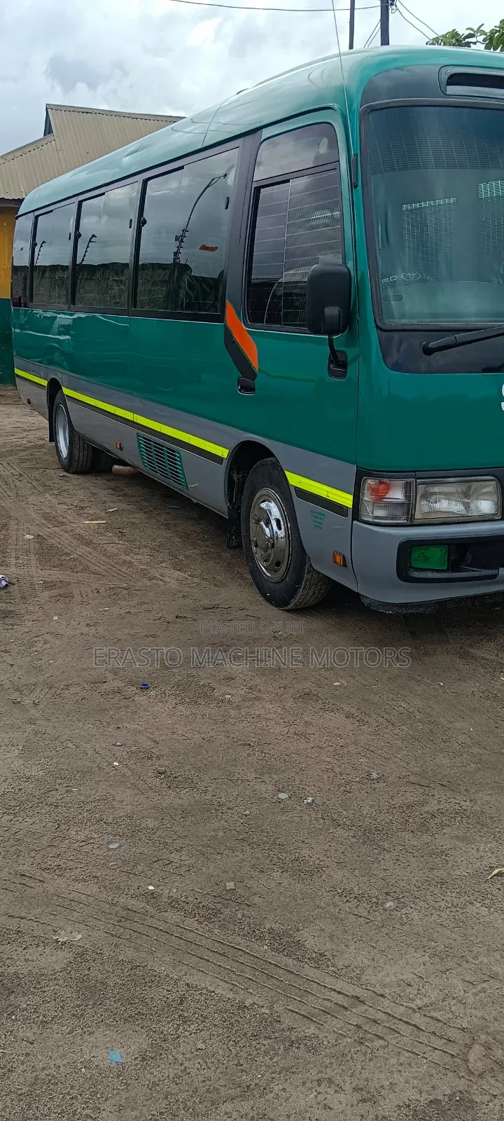Toyota Coaster 2006