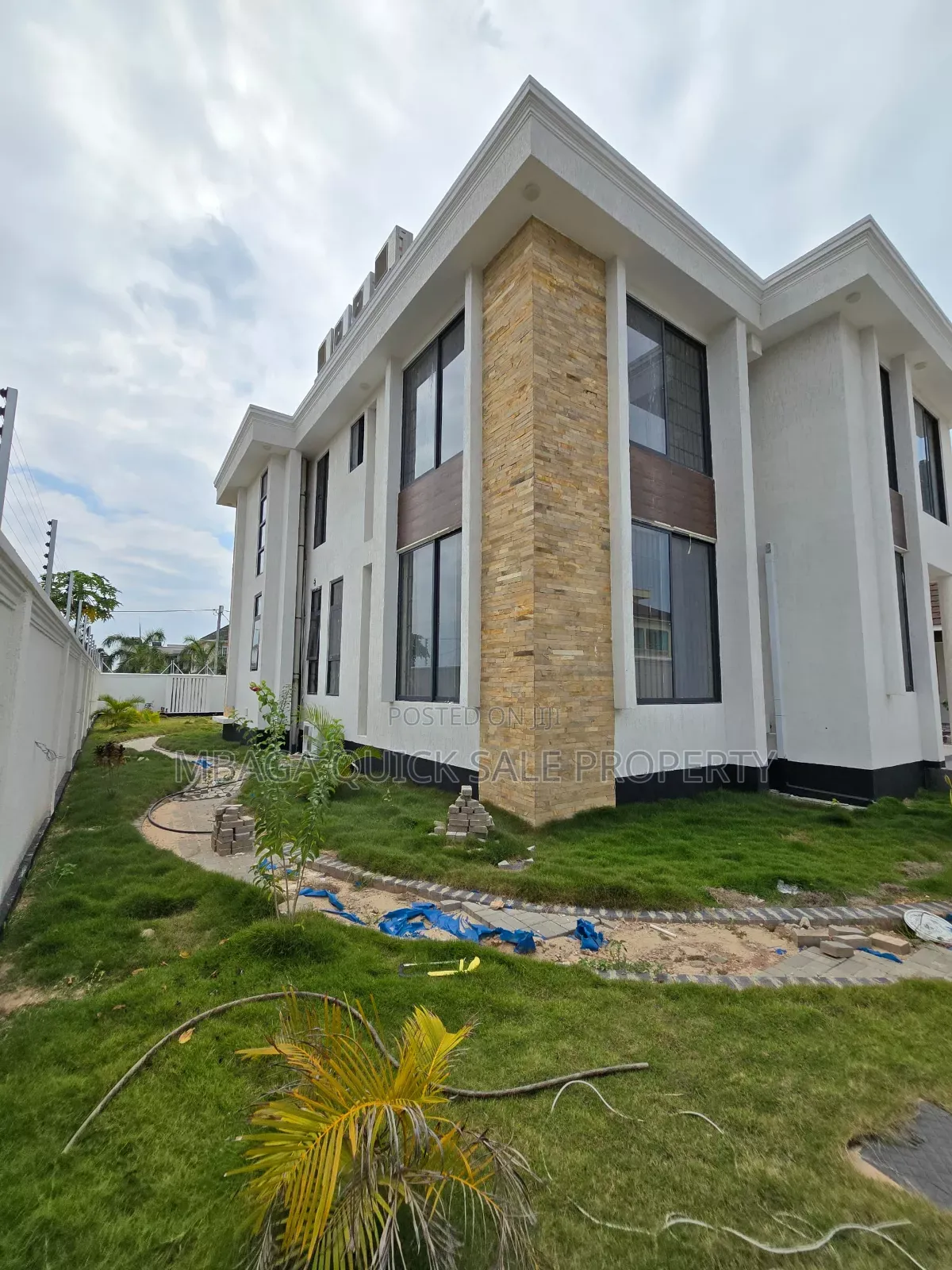 4bdrm House in Mbweni Mpiji for sale