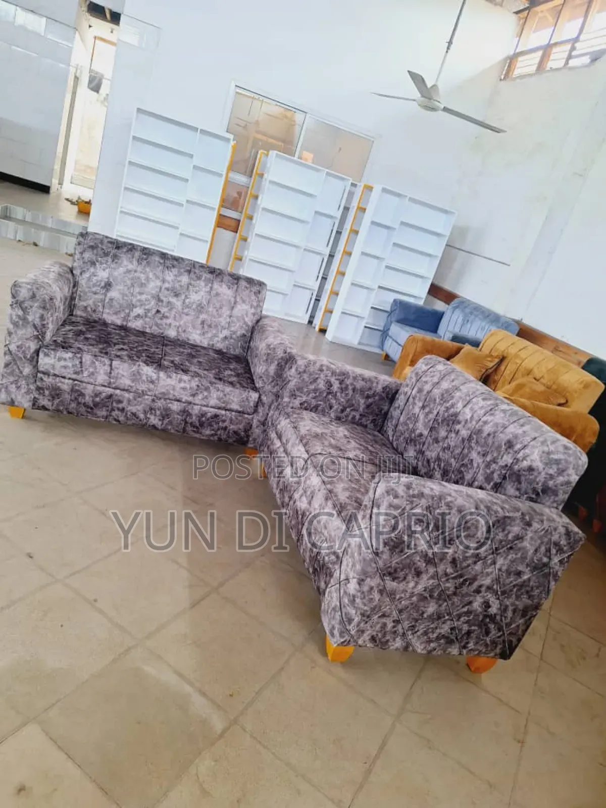 Sofa Set Classic Mpya