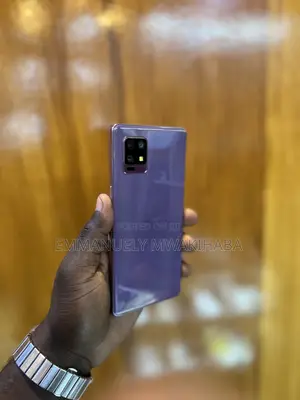 Sharp Aquos zero6 128 GB Purple