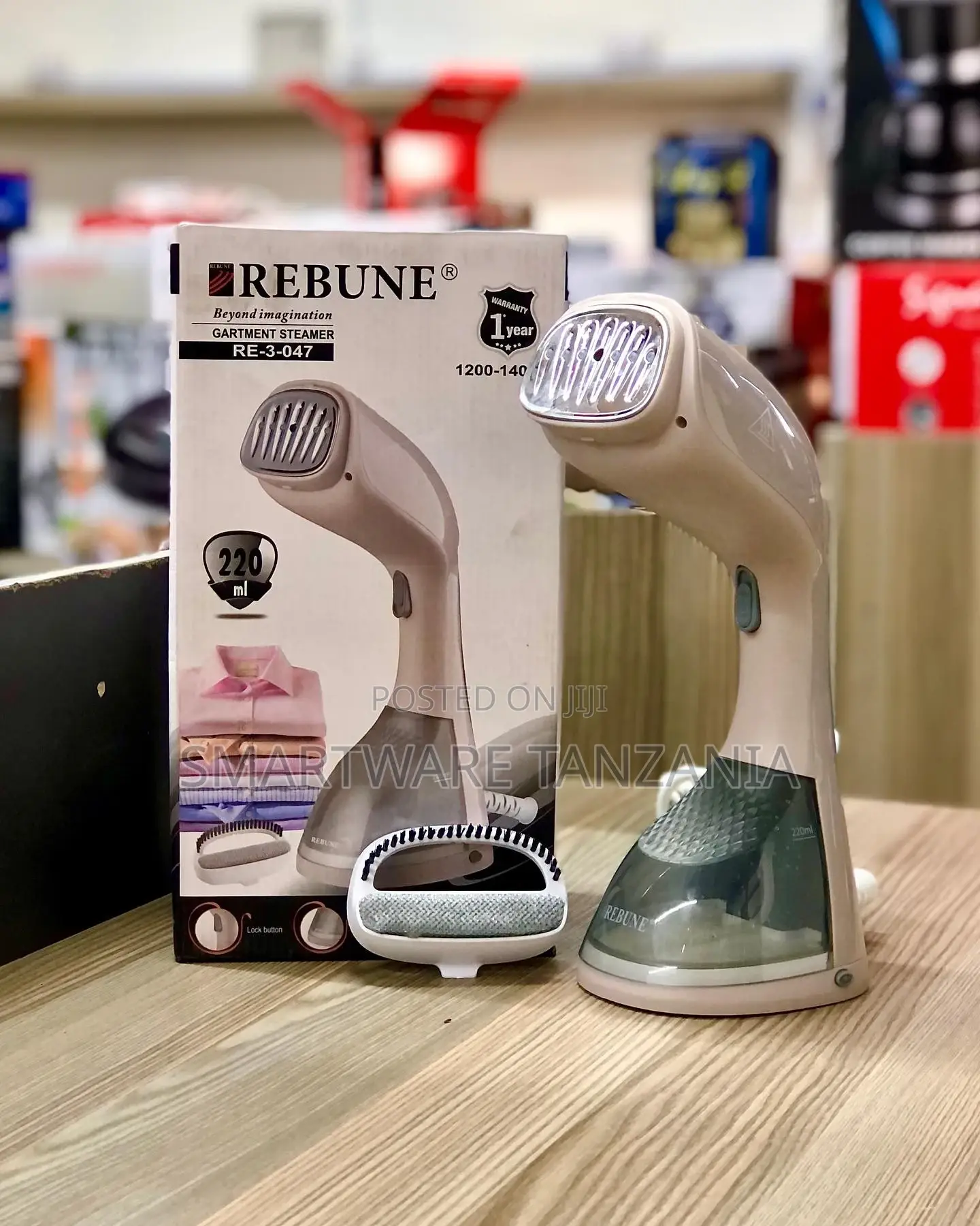 Strong Power Garment Steamer With 120ml Tank, Fast Heat-up