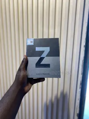 New Samsung Galaxy Z Fold 3 256 GB Black