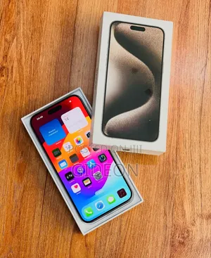 New Apple iPhone 15 Pro Max 256 GB Gray