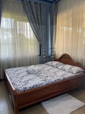 Furnished 6bdrm Bungalow in Central Business Area for rent