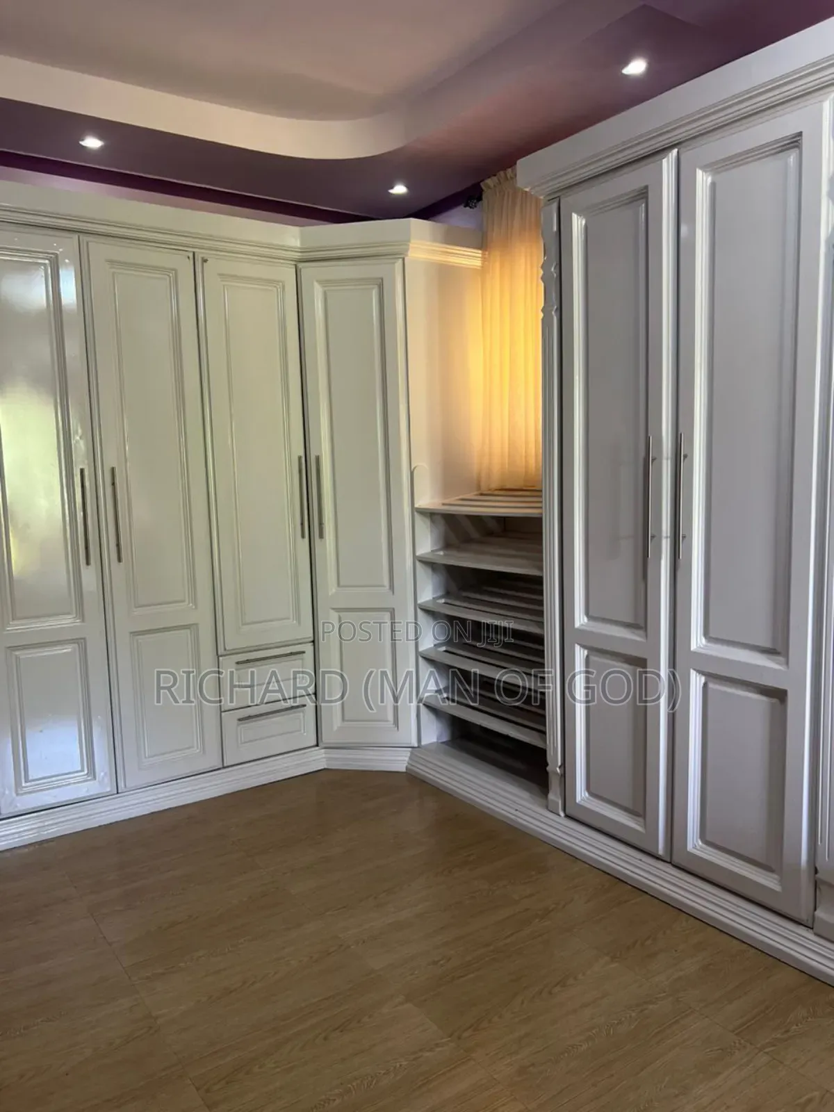 Furnished 6bdrm Bungalow in Central Business Area for rent